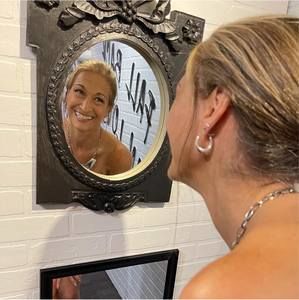 Meet your Posher, Norma